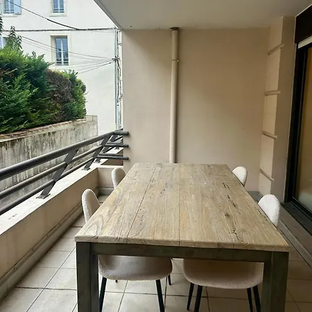 T2 Avec Grande Terrasse - Tram A 50m - Centre 10mn A Pied * Montpellier